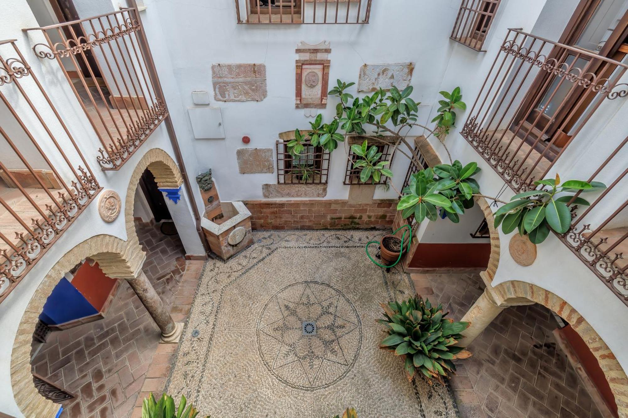El Capricho De 1849 & Parking Apartment Cordoba Luaran gambar